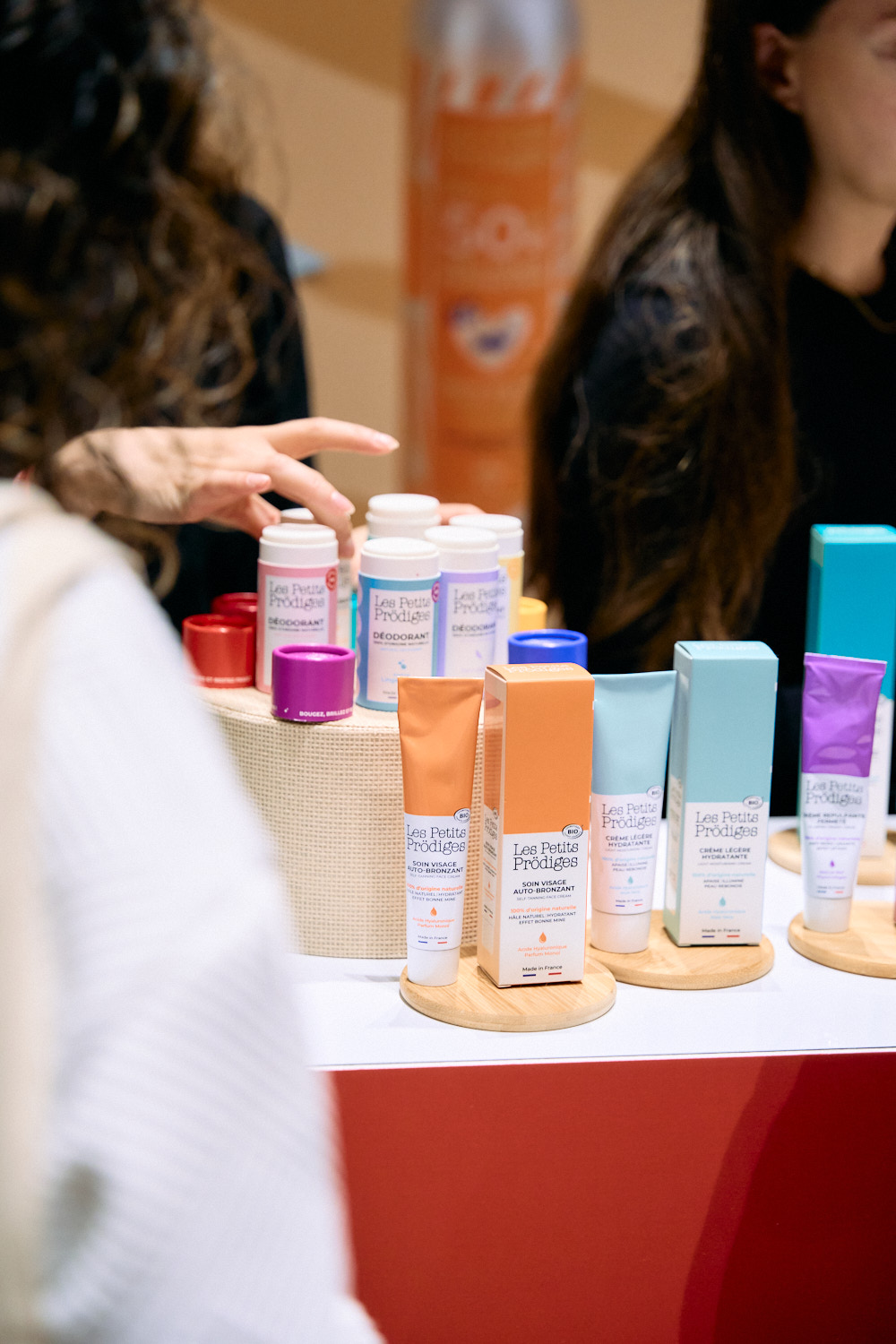 Produits Les Petits Prodiges présentés lors d'un événement Jolimoi